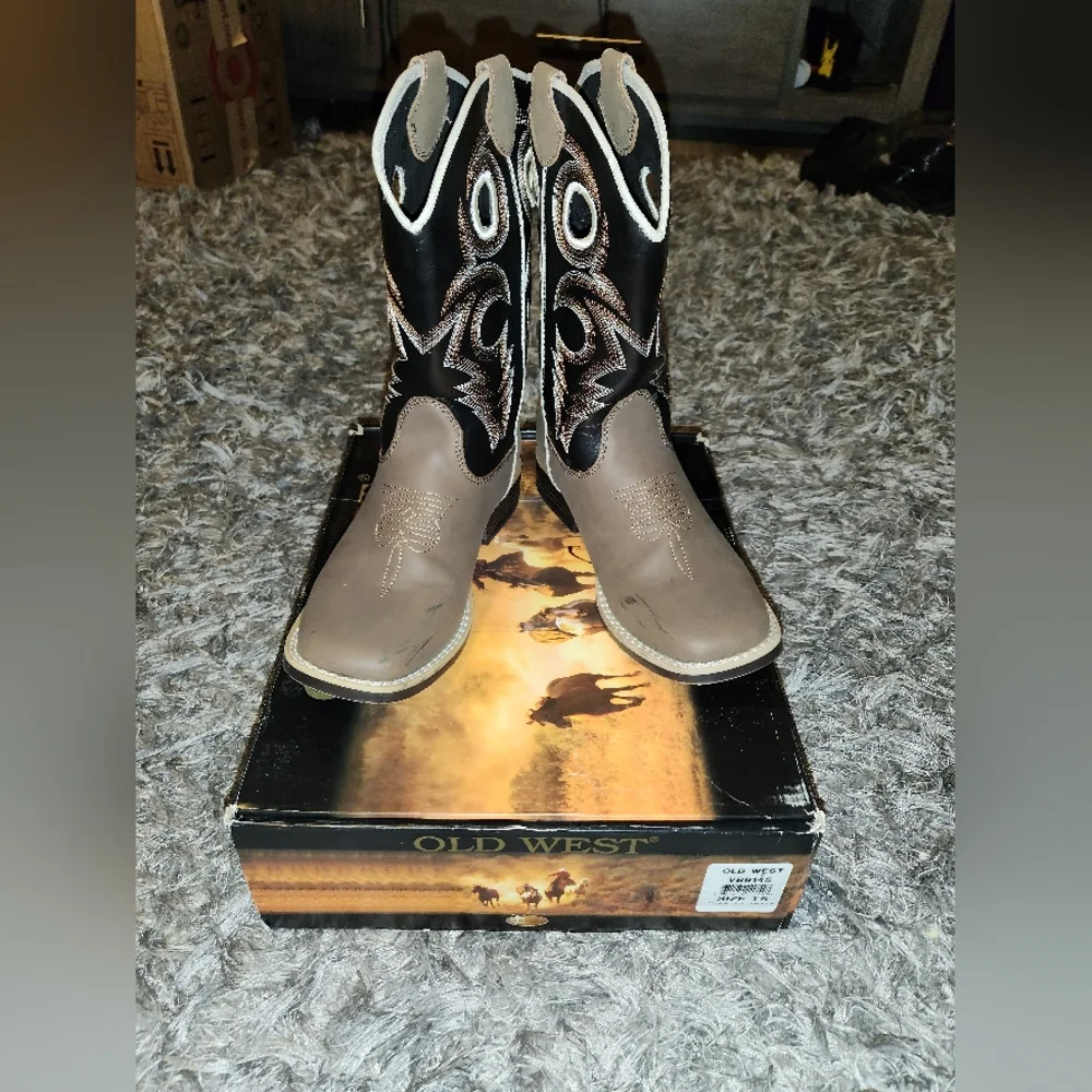 Old West Boots 👢